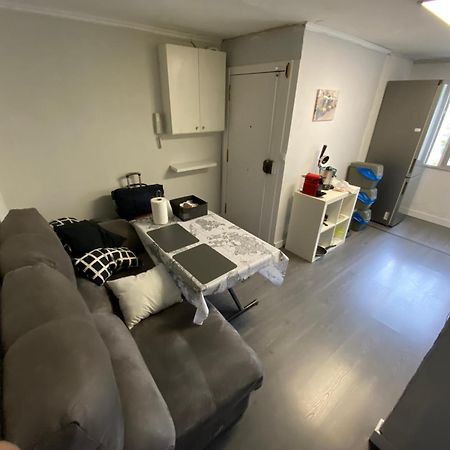 Habitaciones Cerca Del Centro De Barcelona, Barceloneta, Aeropuerto Y Fira L'Hospitalet de Llobregat Extérieur photo