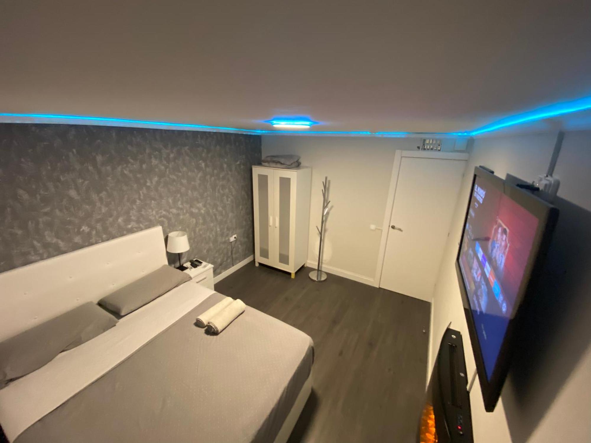 Habitaciones Cerca Del Centro De Barcelona, Barceloneta, Aeropuerto Y Fira L'Hospitalet de Llobregat Extérieur photo